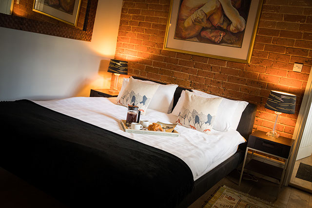 Bedroom in Pebworth Manor